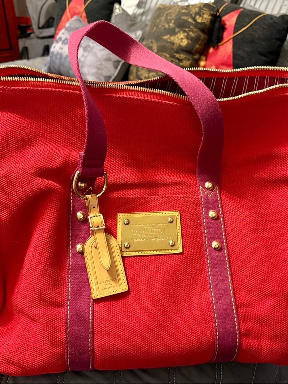 Louis Vuitton Red Cabas Antigua MM - Limited - Vintage Luxury - Perfect Tote - Picture 5 of 16